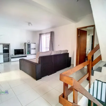 Casa Do Romaninho Feriehus *